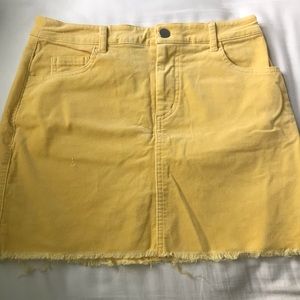 Yellow corduroy skirt!
